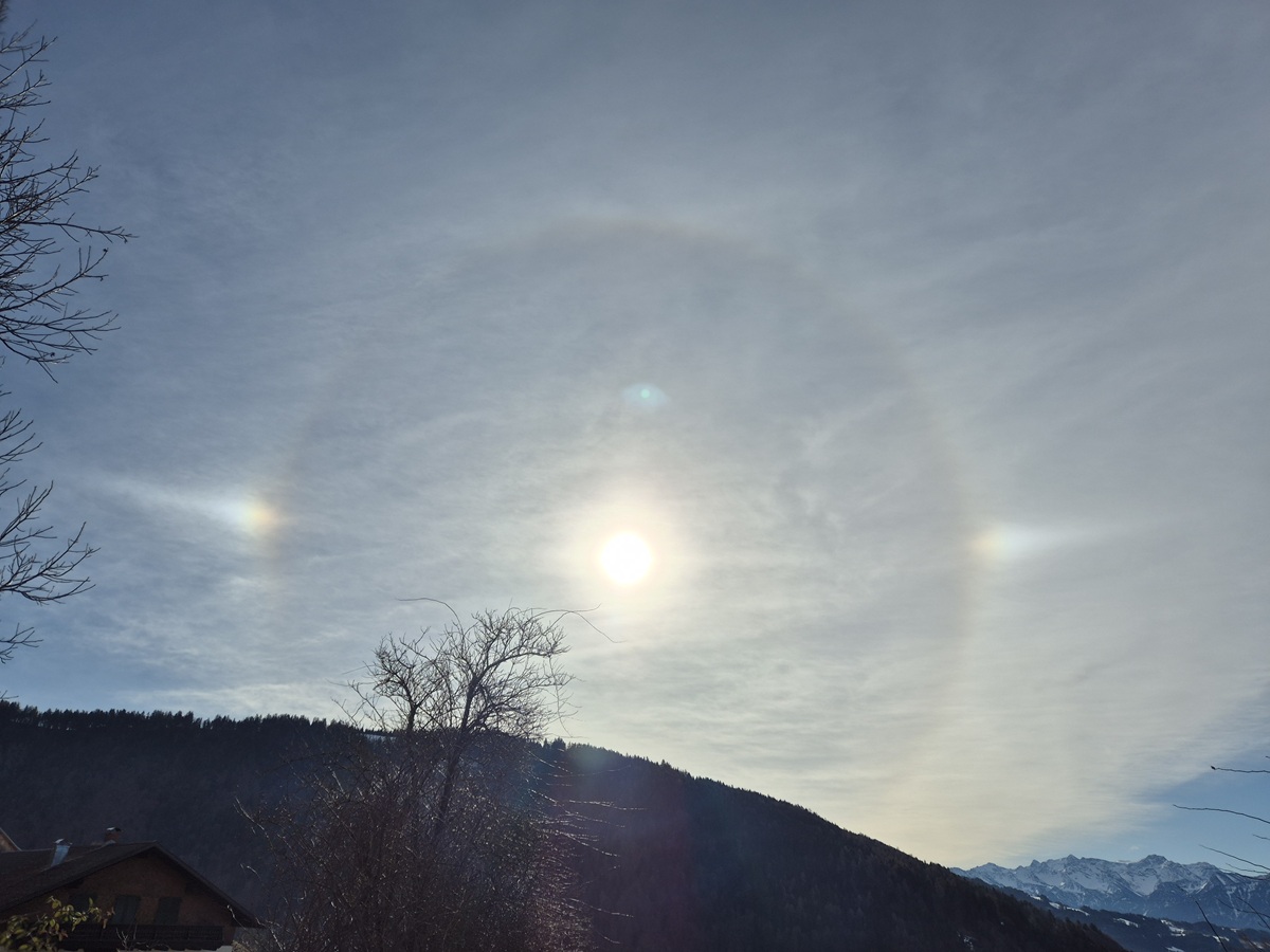 Morgensonnenhalo &copy; 2026 by DMGG